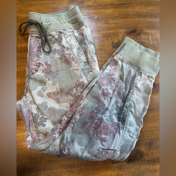 Anthropologie The Nomad Joggers - S - Picture 7 of 7